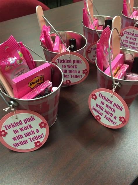 45 Adorable Valentine S Gifts For Coworkers That They Will Love Holidappy