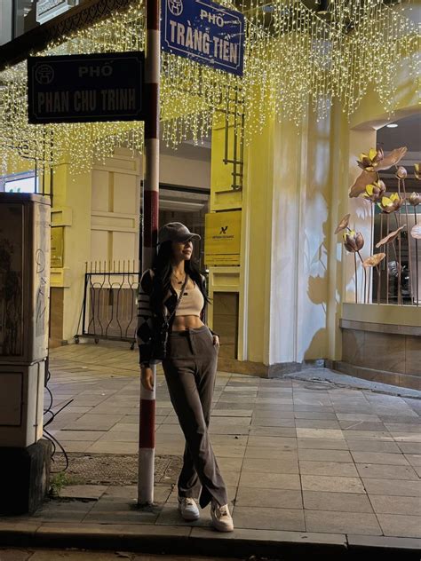 Thả cúc áo khoe bụng bầu vận động viên hot mom phố cổ khiêm tốn nhận đẹp nhì Vịnh Bắc Bộ