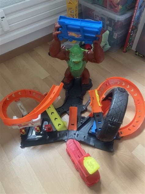 Hot Wheels Gorilla Bahn Gebraucht In Schliern B K Niz F R Chf Mit Lieferung Auf Ricardo