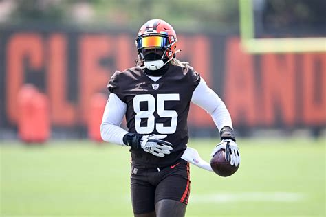 Browns TE David Njoku to play vs. Ravens after suffering burn injuries