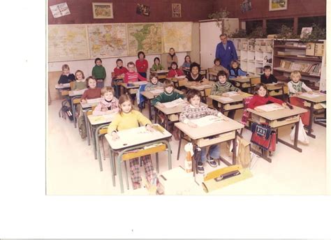 Photo De Classe Ce De Ecole Les Hauts De Saint Pierre Saint