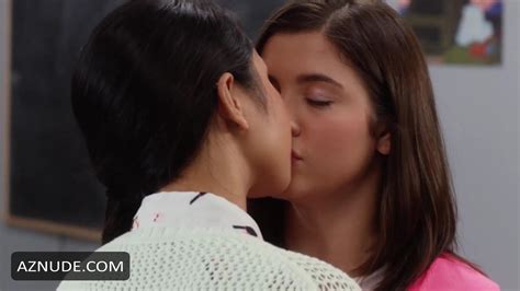 ANA GOLJA Nude AZNude