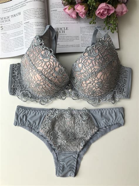 Conjunto maravilhoso de lingerie guipir um luxo Peça única no GG por 104 90 41 99256
