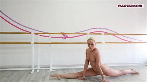 Anna Sigarga With Gymnastics Never Seen Before Russian Porn By Flexy Teens XHamster