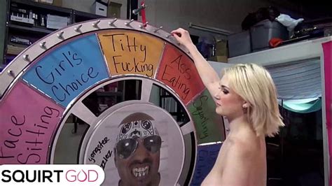 Finger Fuck Squirt Videos Xvideos