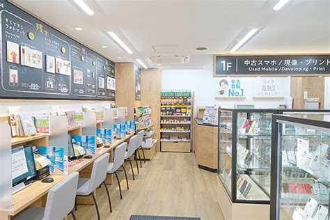 中古スマホ・腕時計・ジャンクカメラの取扱いを拡大 カメラのキタムラ 新宿 西口店リニューアルオープン｜株式会社キタムラ