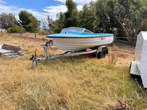 2024 4m boat and trailer