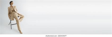 Brunette Barefoot Images Stock Photos D Objects Vectors Shutterstock