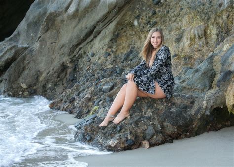 Senior Portrait Outfit Ideas Senior Portrait Outfits Photo Art Home