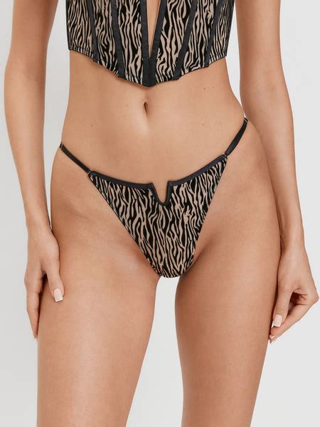 Трусы Женский Infinity Lingerie стринги Трикотаж черный бежевый