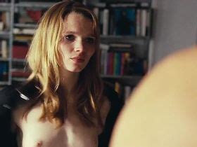 Nude Video Celebs Jennifer Ulrich Nude Karoline Herfurth Nude Grsse Madchen Weinen Nicht