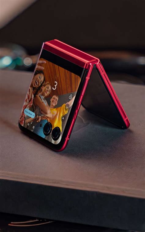 Moto Razr 40 Ultra Promo Images Leaked Again By Evan Blass Gizmochina