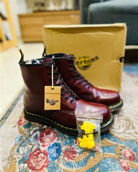 Как разнашивать ботинки Dr Martens