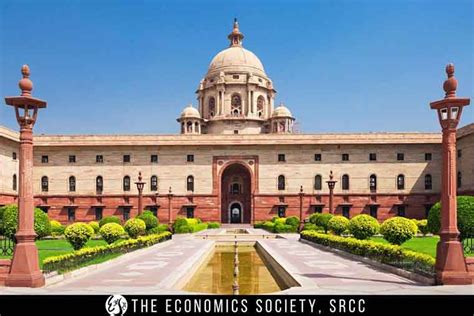 changing role   finance commission  india  economics