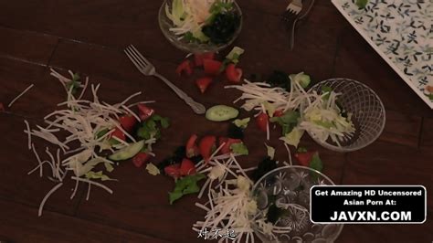 Beautiful Japanese MILF JAV Akari Tsumugi