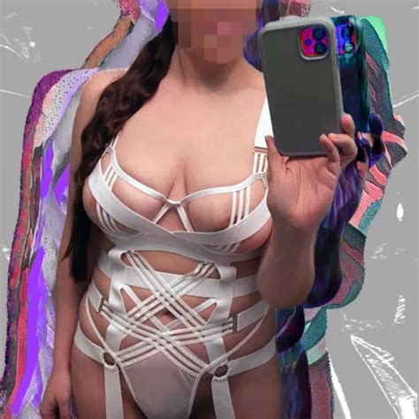 Squishy Pussy Trained With Dildo Fucking Machine Porn Feat Bijoumon XHamster