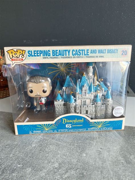 Funko Pop Sleeping Beauty Castle And Walt Disney 20 Disneyland