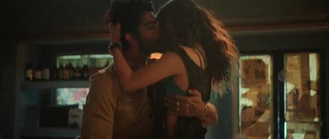 Nude Video Celebs Radhika Madan Sexy Saas Bahu Aur Flamingo S01e04 2023