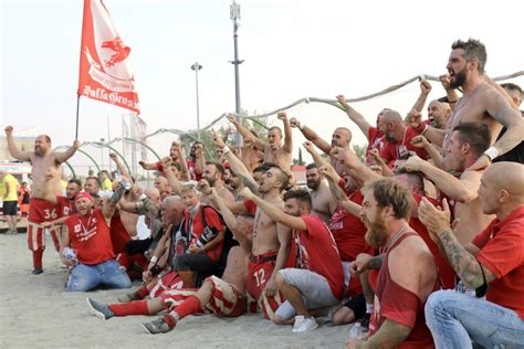 Palla Grossa I Rossi Di Santa Trinita Vogliono Difendere Il Titolo Di