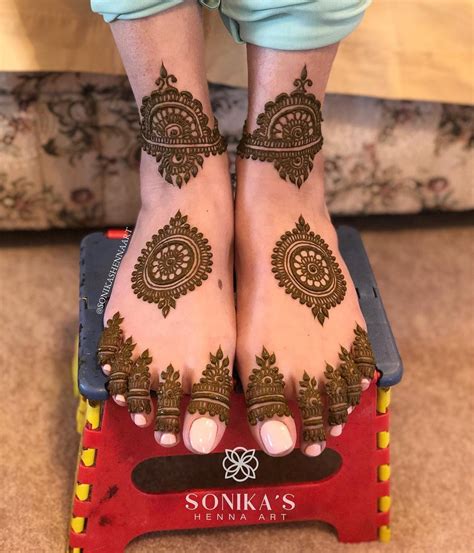 Bridal Mehndi Designs 2022 For Feet