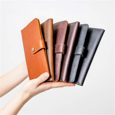 Almost Perfect Women S Bi Fold Wallet Portland Leather Goods