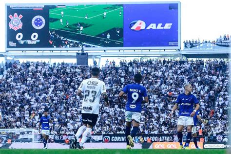 Foi pênalti Ronaldo fala sobre lance polêmico em Cruzeiro x Corinthians