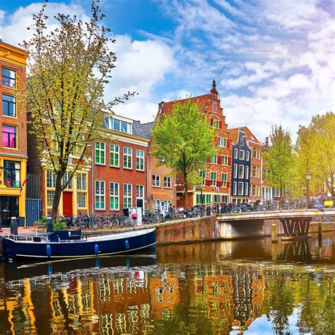 beautiful canal cities   world  travel guide