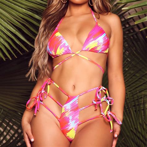 Custom Latest Design Extreme Sexy Print Mini Micro Two Piece Bikini Set Beachwear Triangle