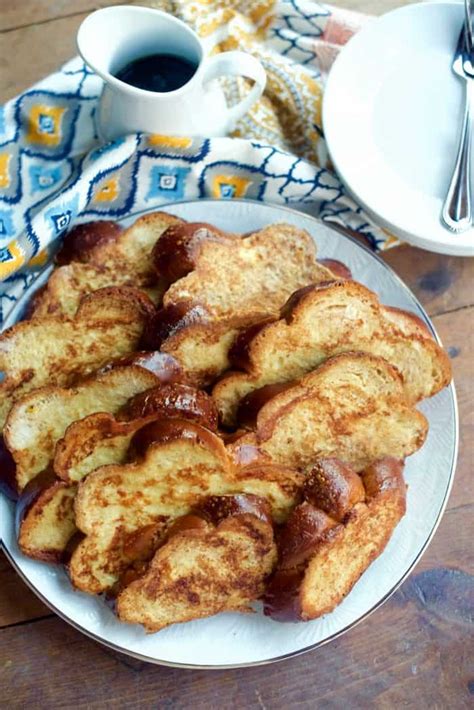 Challah French Toast Breakfast Recipe - Reluctant Entertainer