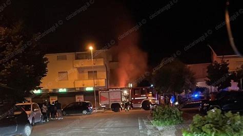 Auto In Fiamme Nella Notte Indagini A Tutto Campo Ciociaria Oggi