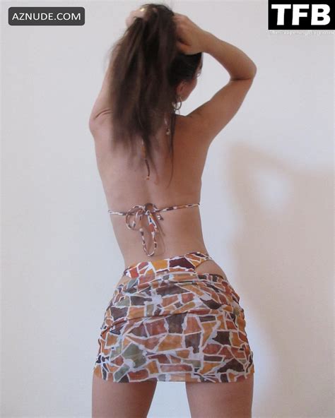 Emily Ratajkowski Sexy Poses Showcasing Her Hot Bikini Body In A Photoshoot For Inamorata Aznude