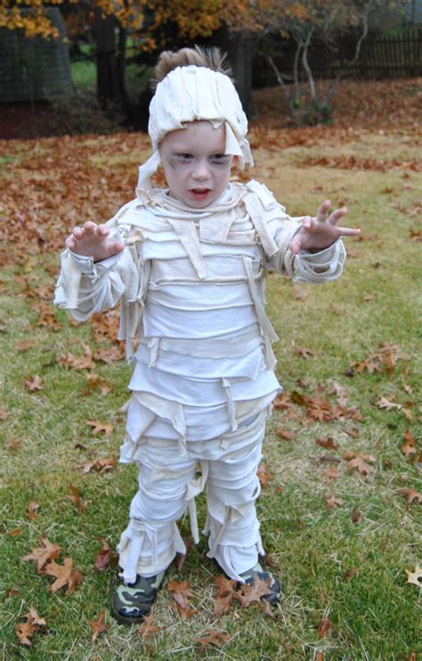 mummy diy costume 6