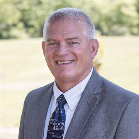 net worth of gil bates