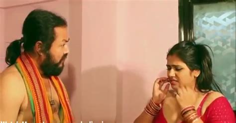 Swameeji Ne Choda Mujhe Aur Meri Daughters Ko Night Sex Story