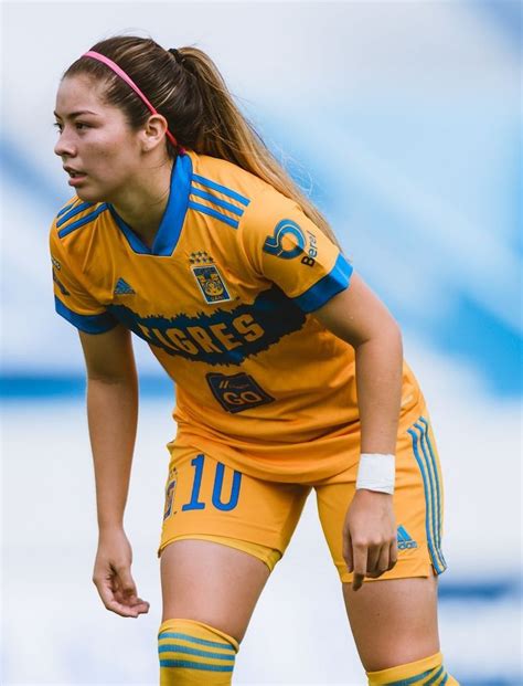 Katty Martinez Hot Soccer Girls