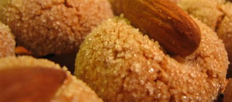 Almond Cookies Recipe - Give This Delicious Cookie Recipe A Try