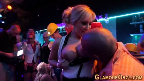 Glam Whore Fuck And Jerk