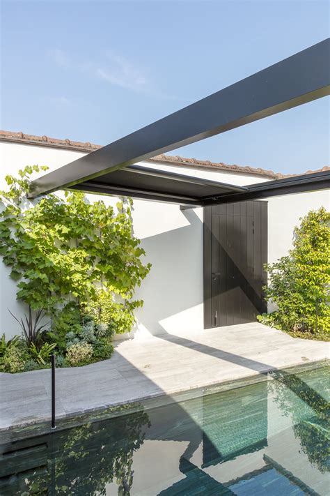 Secret garden roof (Showcase) - Umbris