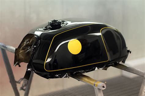 Cafe Racer Tank Painting