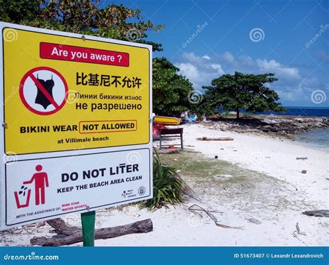 Bikini no permitido fotografía editorial Imagen de permitido 51673407
