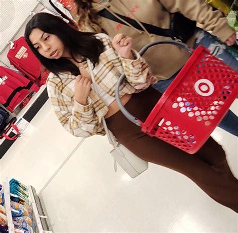 Spinner With A Ass Day Eats Spandex Leggings Yoga Pants Forum