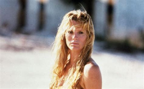 Kim Basinger Sex On Table