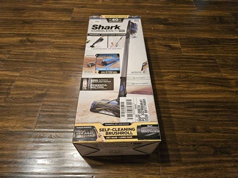 Shark WZ250 Pet Pro Cordless Stick Vacuum Cleaner Blue BRAND NEW