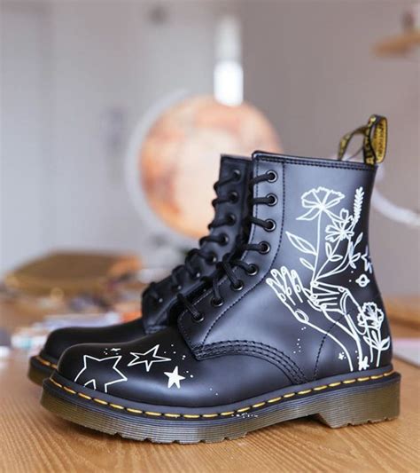 Dr. Martens | Boots diy, Custom boots, Cute shoes