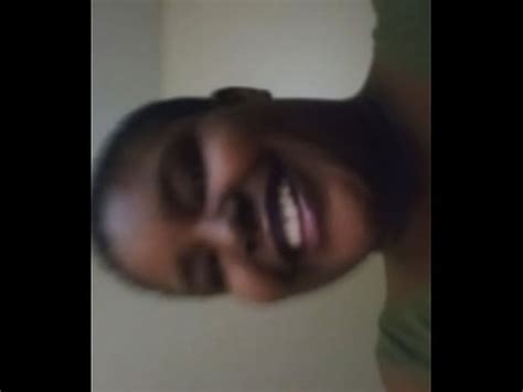 Mostrando mis tetas y dándote besos XVIDEOS