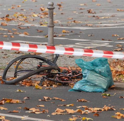 Mondoberfl Che Sichtbar Verwischen Betonmischer Fahrrad Berlin