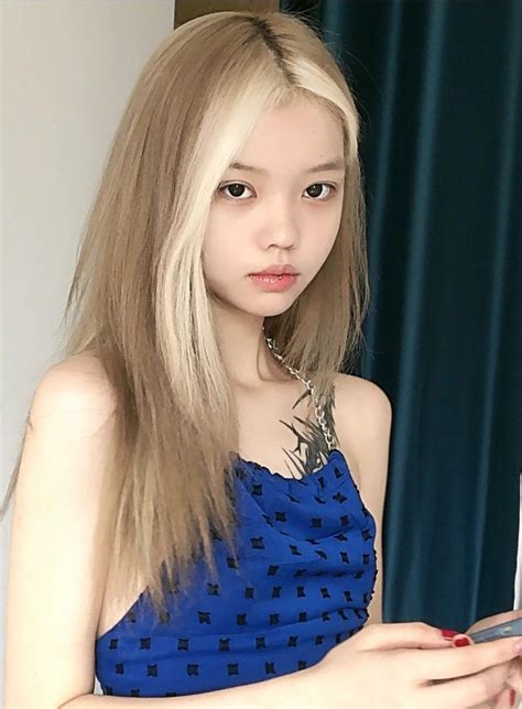 Ulzzang Blonde Hair Girl Blonde Hair Korean Long Blonde Hair