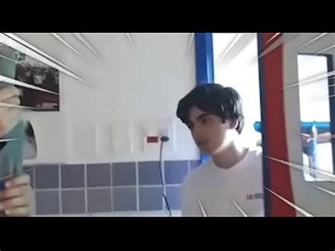 GORDO SAFADO PEGO NO FLAGRA A MÃO NO MICROFONE FT SUPERHOT PRODUCTIONS XVIDEOS