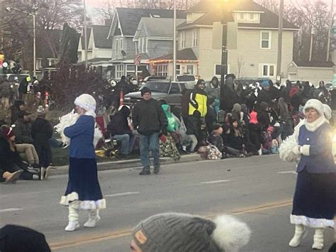 Car Plows Through Waukesha Christmas Parade In Wisconsin