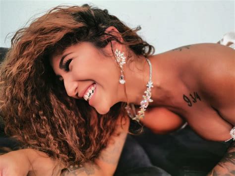 German Scout Brown Latina Talk To Fuck At Street Casting Pics Xhamster